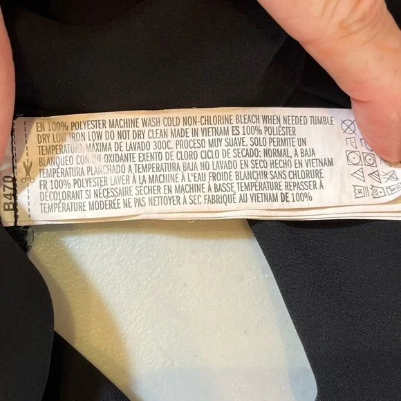 FOREVER 21 Black Flirty Front Crossed Blouse Size Large - Picture 6 of 8